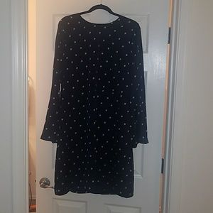 HP!!🎉 Banana Republic Flared Sleeve Dress